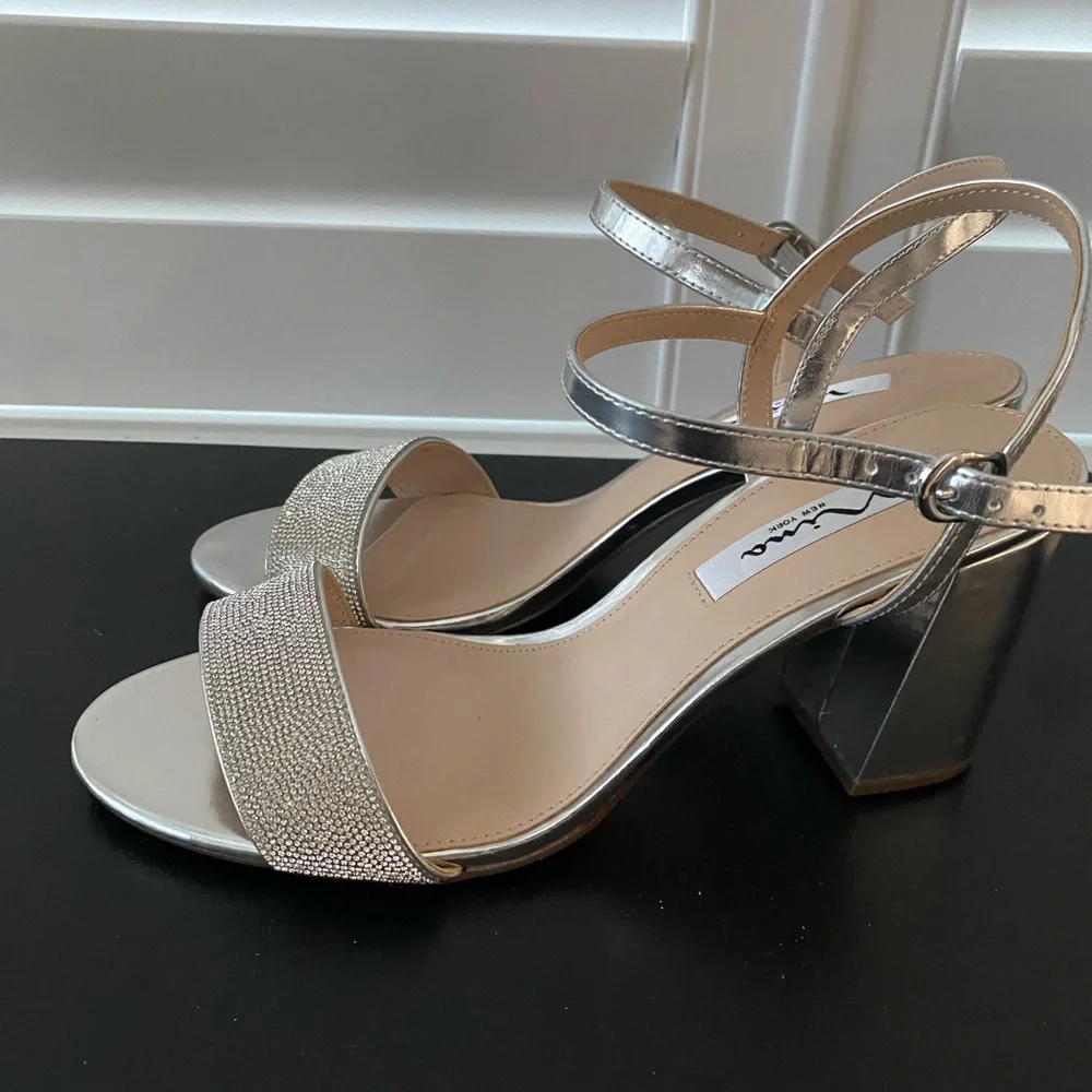Nina NEW Women's Haven Block Heel Evening Sandals